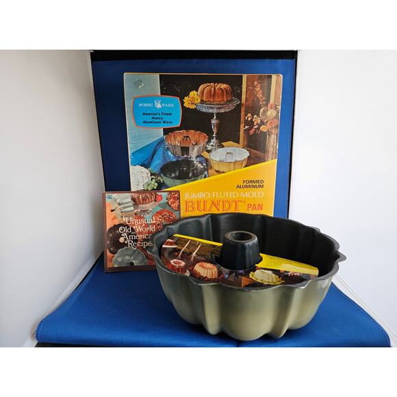 Vintage/NOS Nordic Ware #50335 Avocado Aluminum Bundt Pan - Picture 5 of 5
